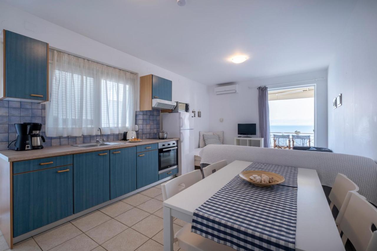 Meli Apartments & Villas Kivérion Dış mekan fotoğraf