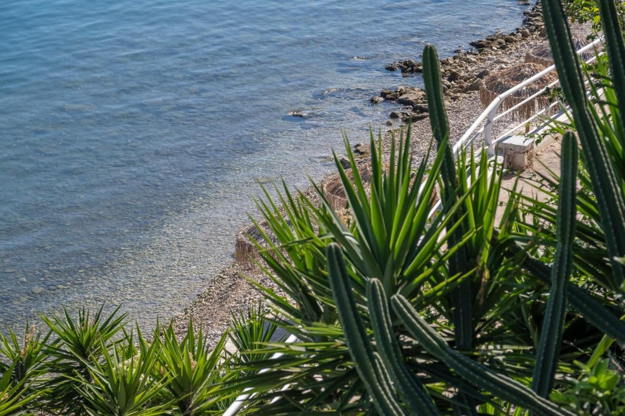 Meli Apartments & Villas Kivérion Dış mekan fotoğraf