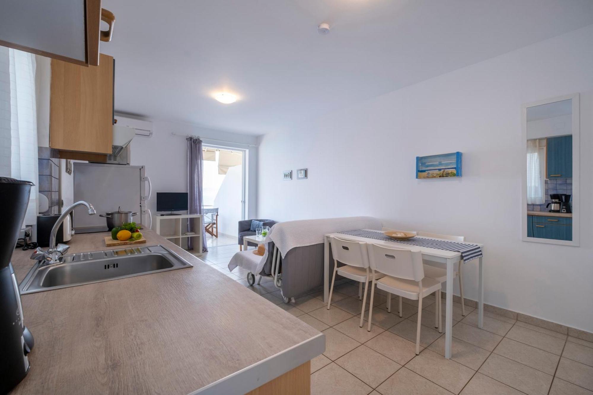 Meli Apartments & Villas Kivérion Oda fotoğraf